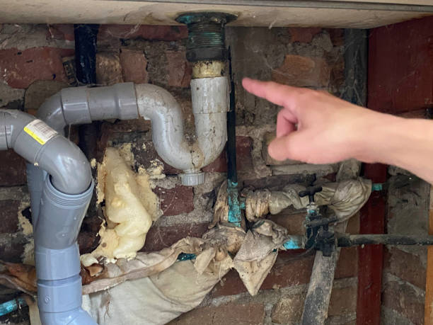 Best Sewage cleanup and water damage restoration  in Los Molinos, CA